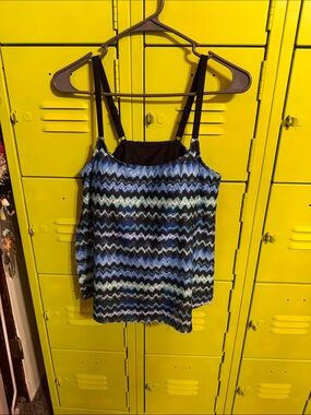 croft & barrow Blue Chevron Swim tankini with Black Straps